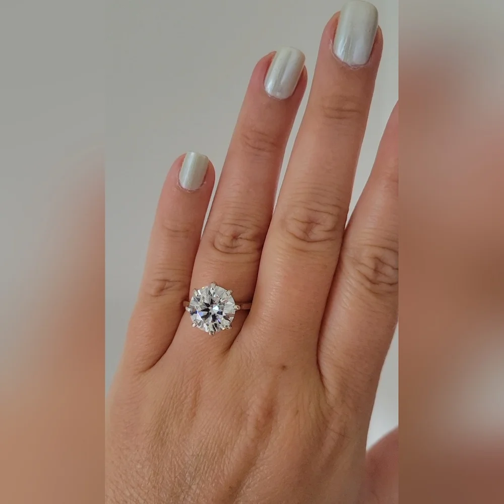 New 5ct Certified Moissanite Ring - Picture 3 of 12